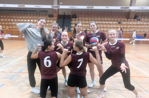 Skvělá volejbalová sestava – holky, děkujeme!