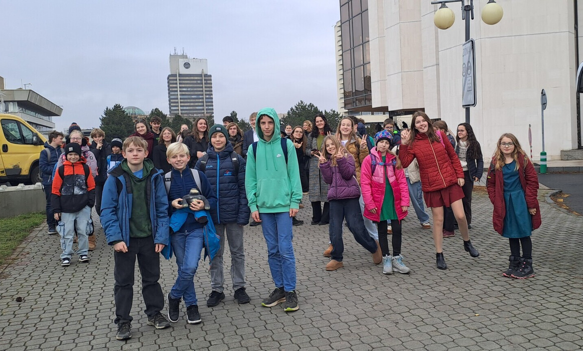 09bwrczrxt_____1000041374