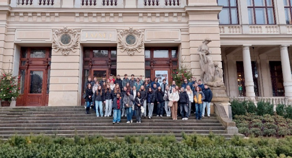 idkmtjfpil_____Karlovy Vary