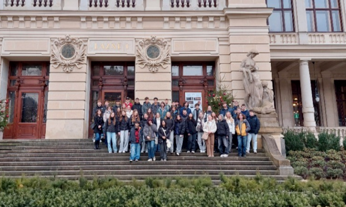 idkmtjfpil_____Karlovy Vary