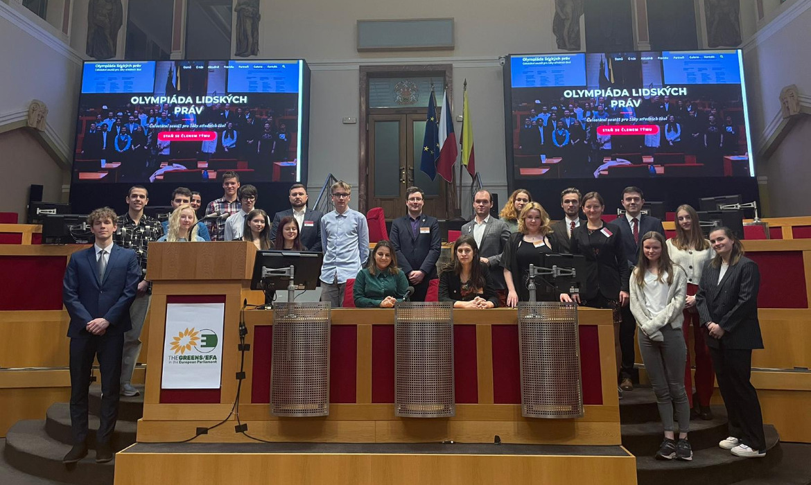 kz7v1qj811_____2023-03-18-at-17.34.48-2