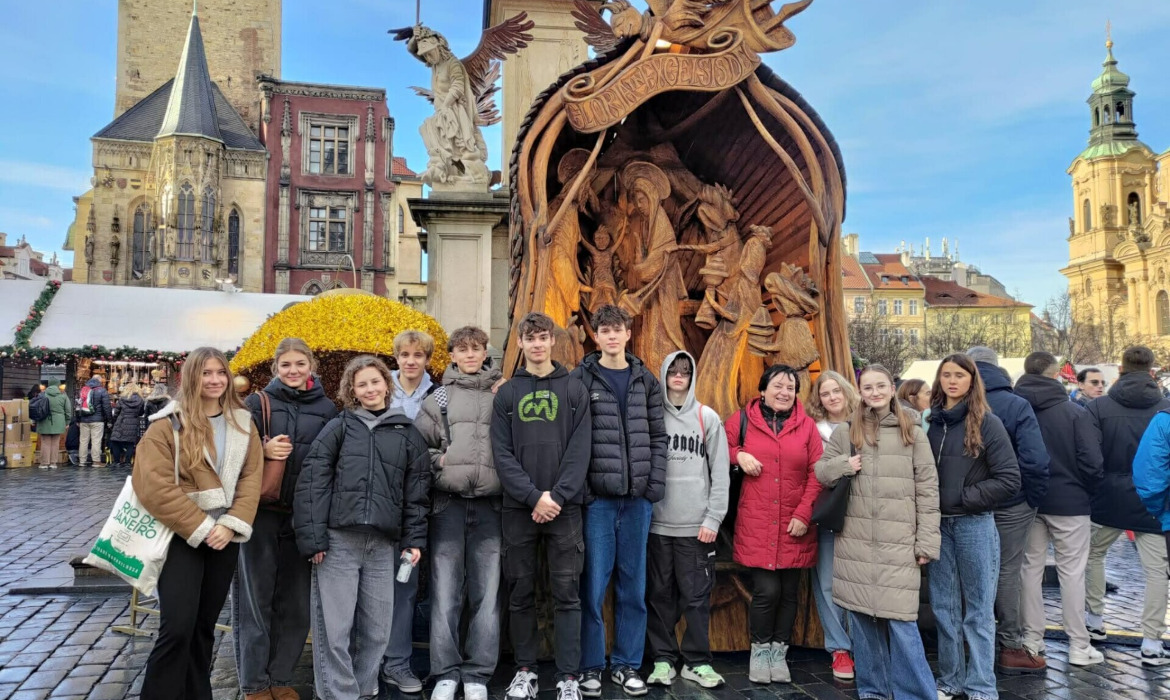 gix6yxs87e_____b1b28a6c-4025-43b0-84ac-d480a064c475