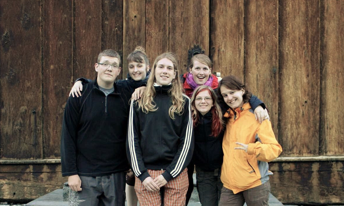 2wuckiwn8z_____hfdhdfh