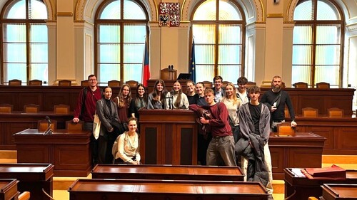 Septima navštívila Poslaneckou sněmovnu