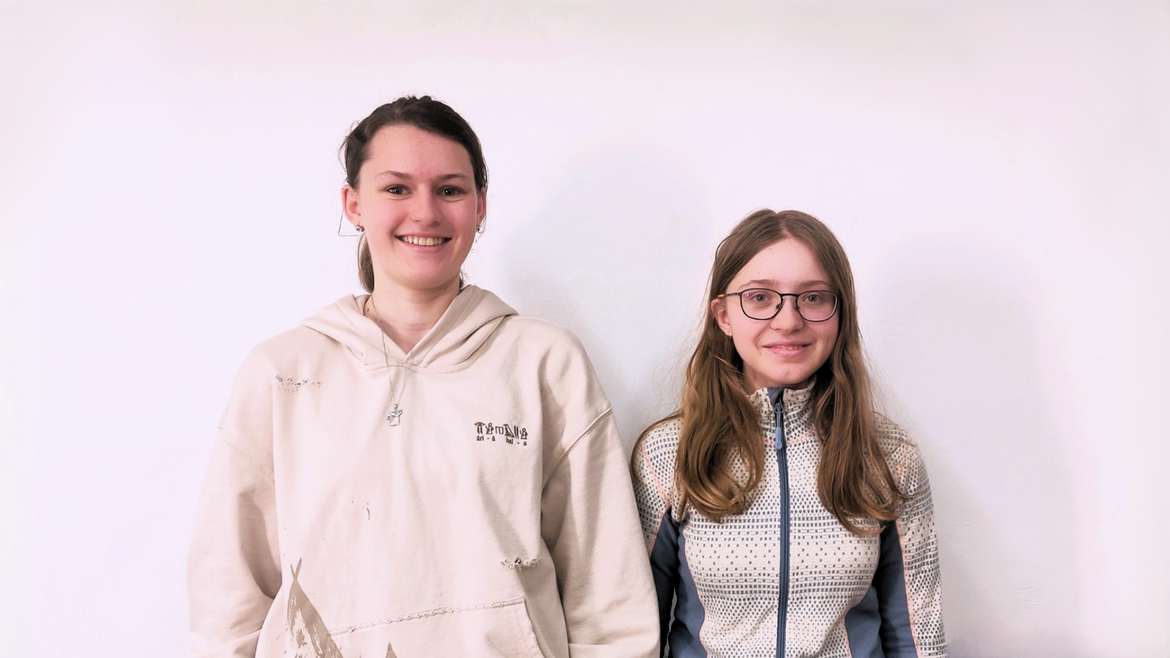 z0zcubacj7_____Anička a Linda (2)