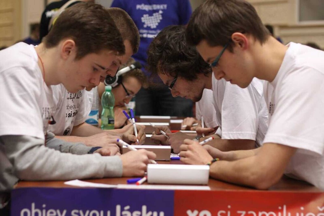 6a2rq767ht_____lj66ycf4m7-10407719-10152453769482337-9067280941298329606-n