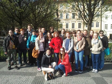 Druháci navštivili Informační centrum OSN a Poslaneckou sněmovnu PČR