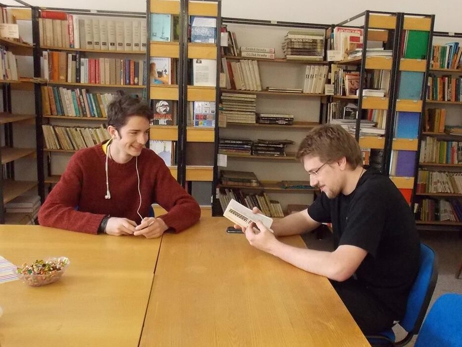 7yqcktg96u_____ki5tiw4fio-11203127-369737553233214-4047416793809629341-n