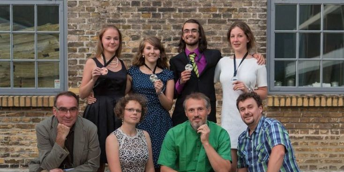 3vemzuxd5l_____addu72c7hg-ibo333