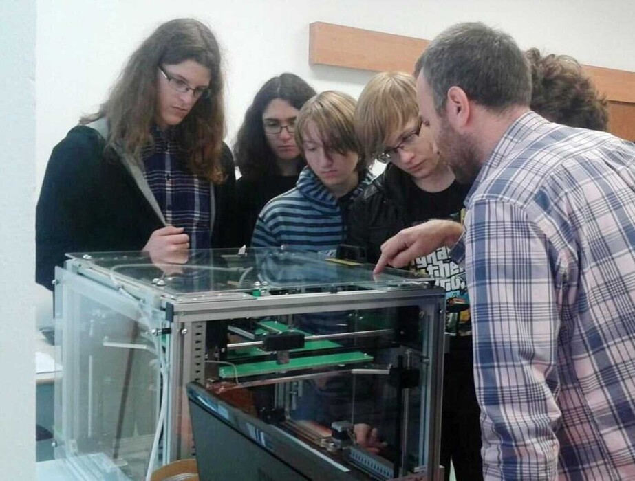 aar48pw73u_____ehdid5qy6z-1557560-186532021553769-1651419409-n