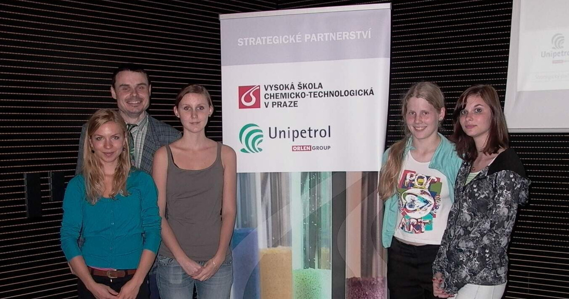 pcoaem8xte_____e612p31mmn-letni-skola-2013-009