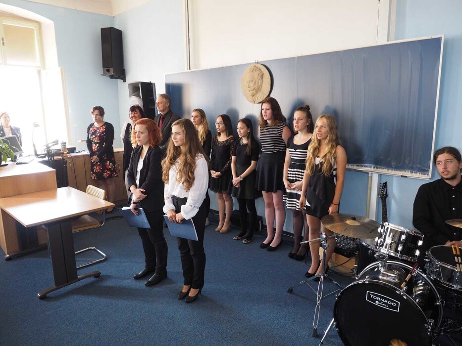 5beovnzhkz_____2rx4k3x77e-p9210042