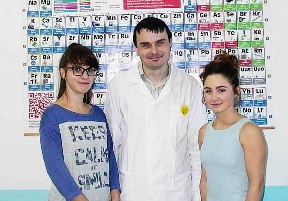 qyv16t78in_____7z7tn0ht6f-cesta-do-hlubin-chemie