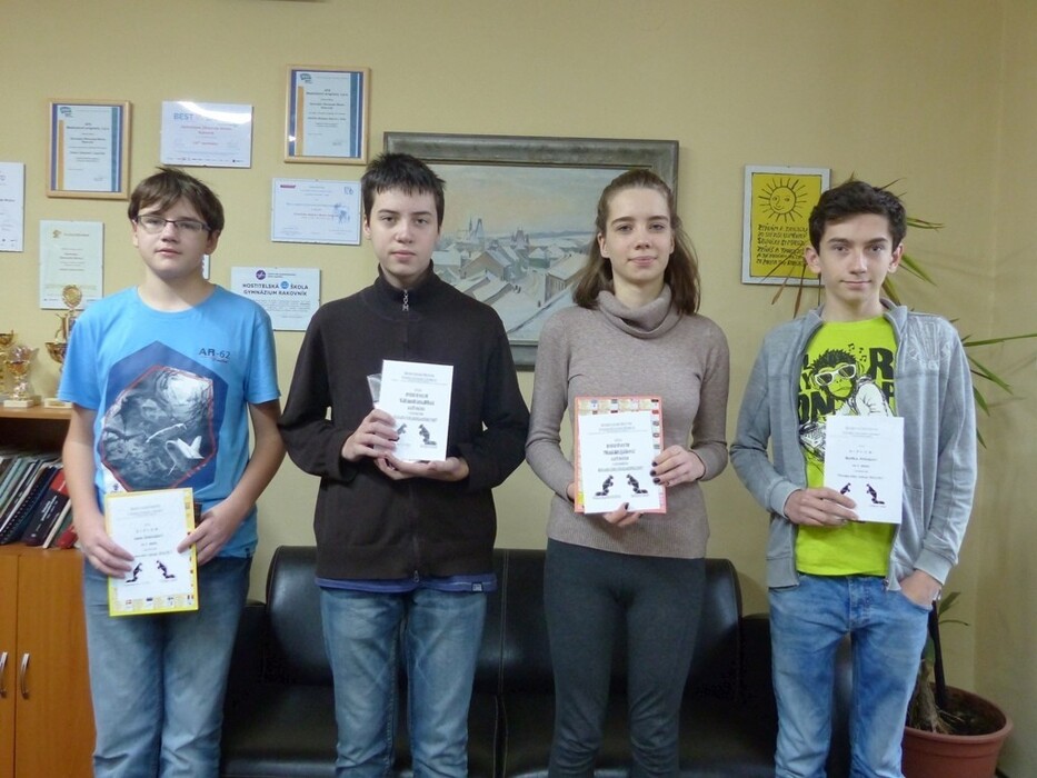 ywm377ygfq_____eh78p1ubd1-wp1090360