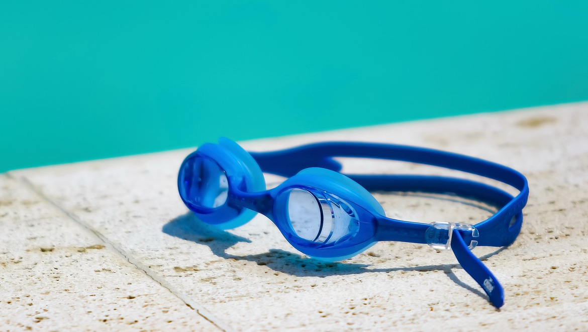 o0lpm7eozo_____glasses-6276226_1920