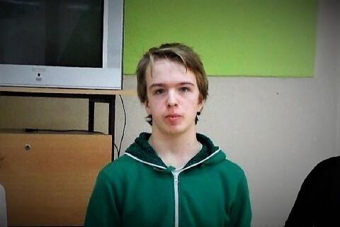 Anglická olympiáda nižšího gymnázia: Do krajského kola postupuje Ivo :)