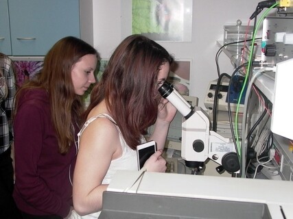 Na návštěvě v Ústavu organické chemie a biochemie Akademie věd ČR