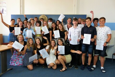 Prváci deváťákům ;)